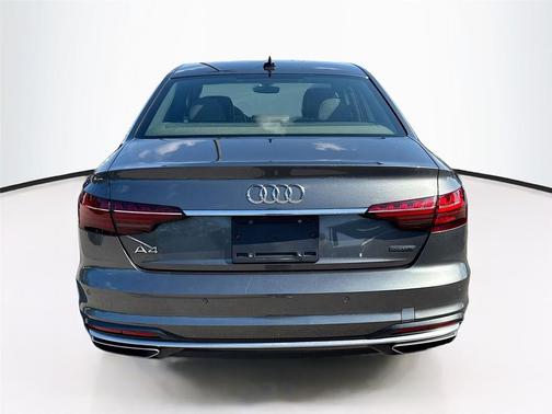 2022 Audi A4 45 S line Premium Plus