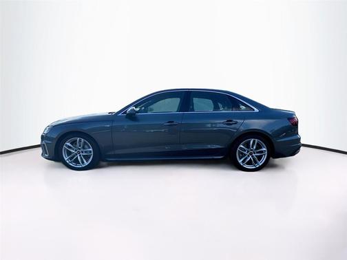 2022 Audi A4 45 S line Premium Plus