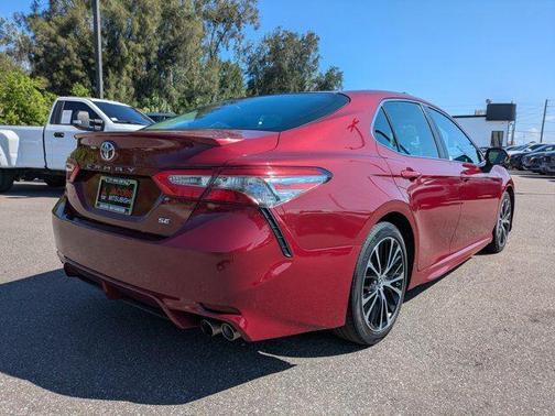 2018 Toyota Camry SE