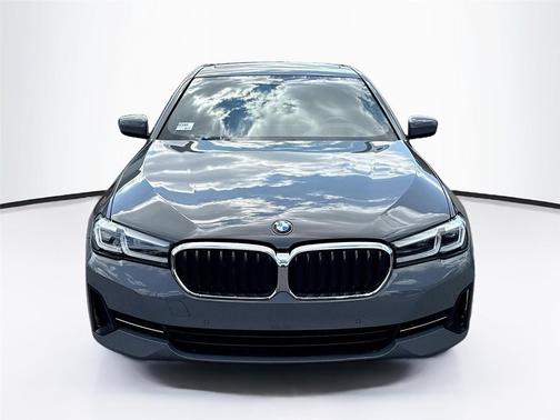 2022 BMW 540 i