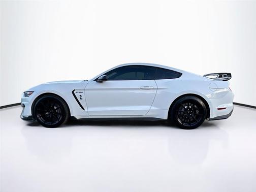 2018 Ford Shelby GT350 Base