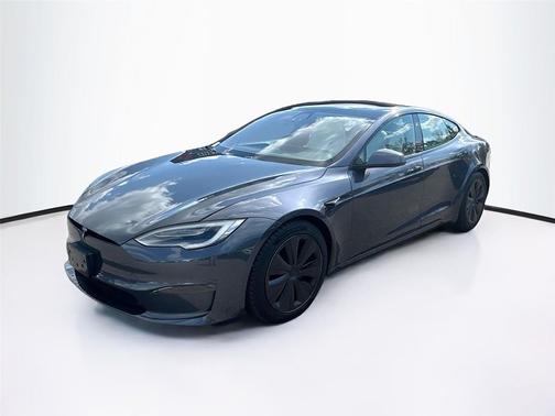 2022 Tesla Model S Plaid