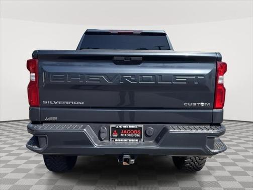 2019 Chevrolet Silverado 1500 Custom