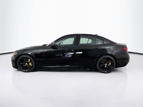 Alfa Black 2019 Alfa Romeo Giulia Ti Sport