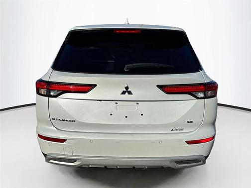 2024 Mitsubishi Outlander SE 2.5 2WD