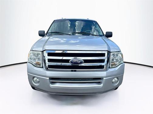Ingot Silver Metallic 2014 Ford Expedition XLT