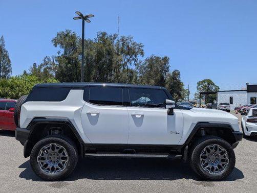 2025 GMC HUMMER EV SUV 3X