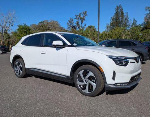 2025 VinFast VF 8 Eco