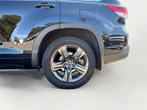 2017 Toyota Highlander Limited Platinum
