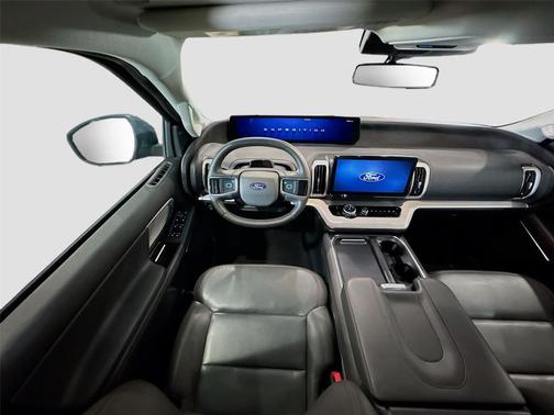 Agate Black Metallic 2025 Ford Expedition Active