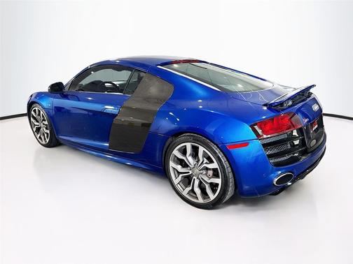Blue 2009 Audi R8 5.2L
