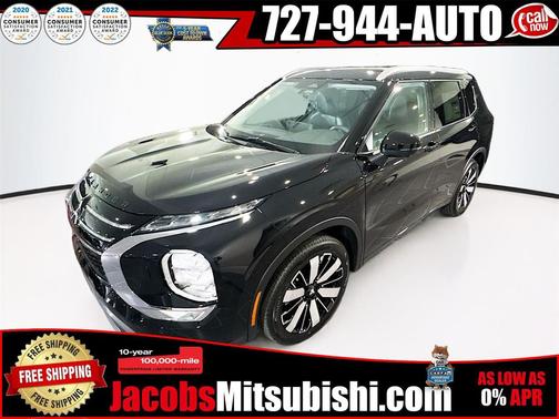 Labrador Black Pearl 2026 Mitsubishi Outlander SEL 2.5 S-AWC