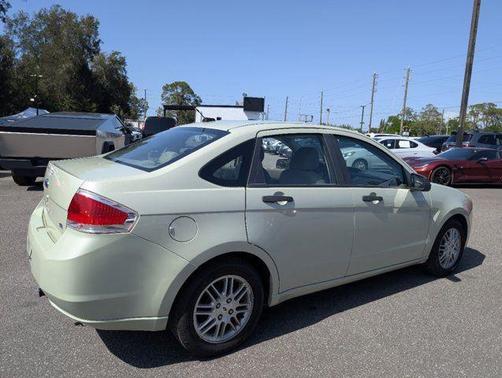 2010 Ford Focus SE