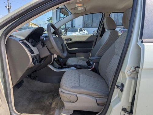 2010 Ford Focus SE