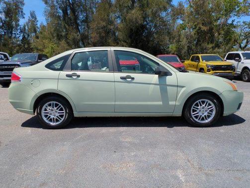 2010 Ford Focus SE
