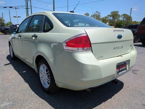 2010 Ford Focus SE