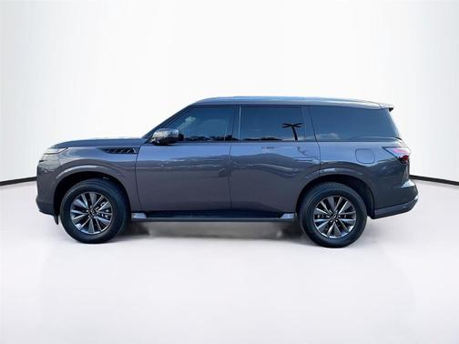 2025 INFINITI QX80 PURE