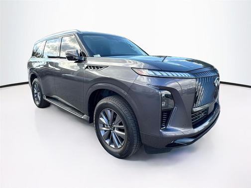 2025 INFINITI QX80 PURE