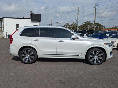 2021 Volvo XC90 T6 Inscription