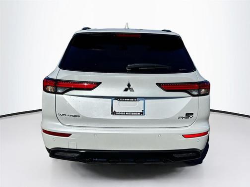2025 Mitsubishi Outlander PHEV SEL