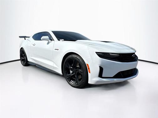 2021 Chevrolet Camaro RWD Coupe LT1