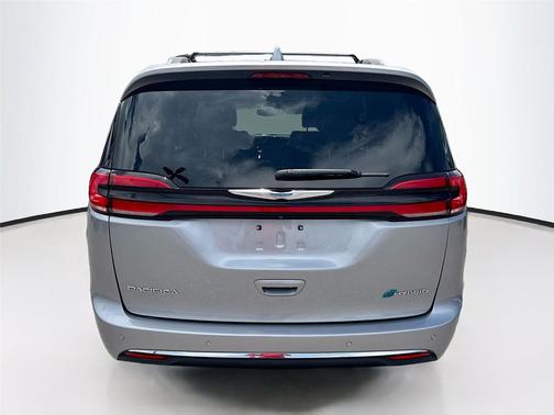 2021 Chrysler Pacifica Hybrid Touring L