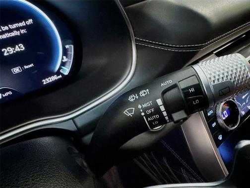 Savile Silver 2023 Genesis GV80 3.5T