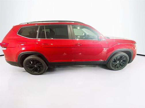 2022 Volkswagen Atlas 2.0T SE w/Technology