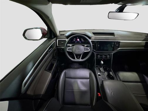 2022 Volkswagen Atlas 2.0T SE w/Technology