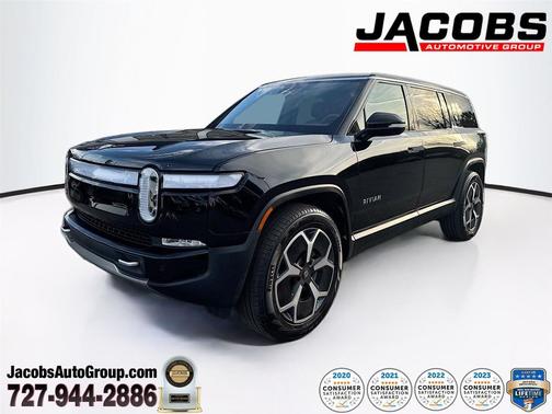 2024 Rivian R1S Adventure