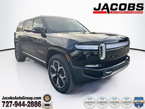 2024 Rivian R1S Adventure