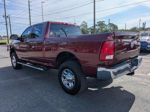 2017 RAM 3500 Tradesman Crew Cab 4x4 6'4' Box