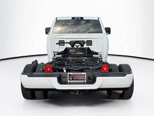 2024 RAM 3500 Big Horn Crew Cab 4x4 8' Box