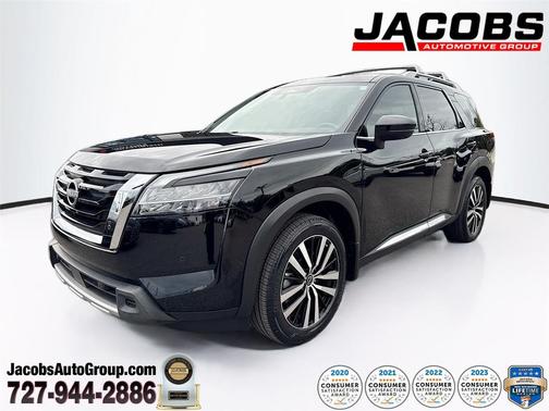 2024 Nissan Pathfinder Platinum FWD