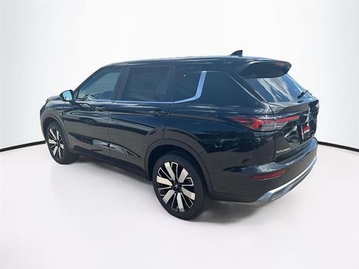 2025 Mitsubishi Outlander SE 2.5 2WD