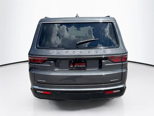 2022 Jeep Wagoneer Series III 4x4