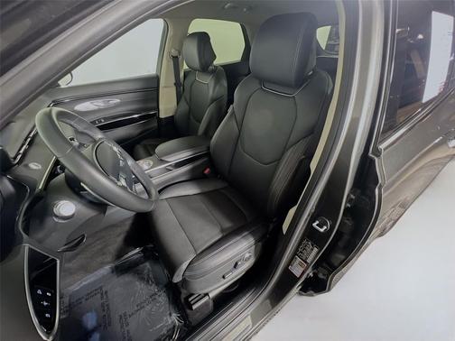 2025 Genesis GV70 2.5T AWD