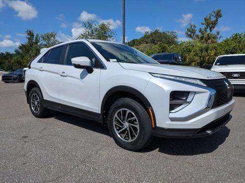 2022 Mitsubishi Eclipse Cross ES