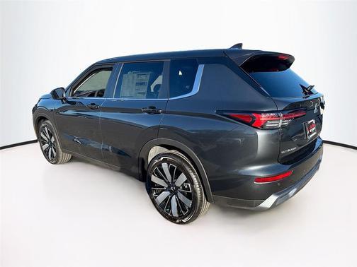 2025 Mitsubishi Outlander SE 2.5 2WD