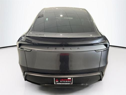 Stealth Grey 2026 Tesla Model Y Premium Rear-Wheel Drive
