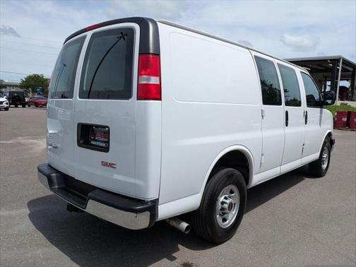 2022 GMC Savana 2500 Work Van