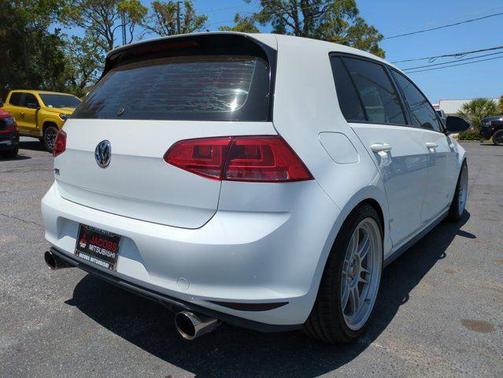 2017 Volkswagen Golf GTI 2.0T S 4-Door