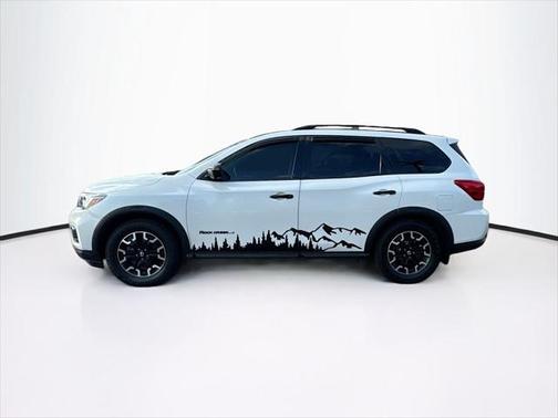 2020 Nissan Pathfinder SL 4WD