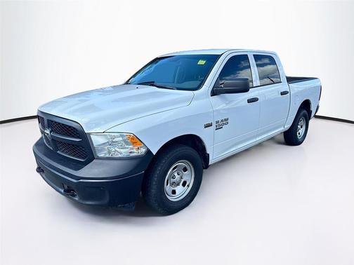 2019 RAM 1500 Classic SSV Crew Cab 4x4 5'7' Box