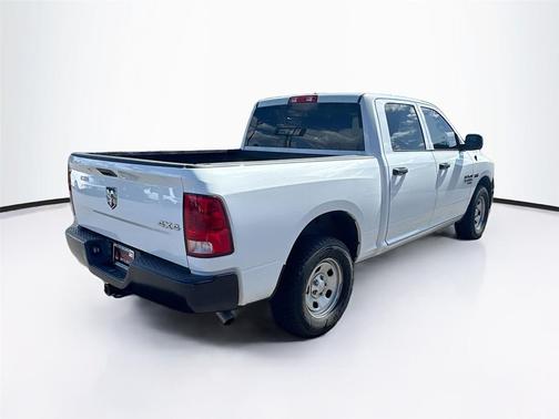 2019 RAM 1500 Classic SSV Crew Cab 4x4 5'7' Box