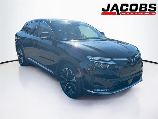 2025 VinFast VF 8 Plus