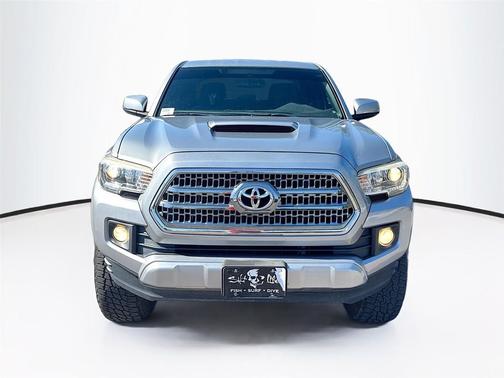 2016 Toyota Tacoma SR5