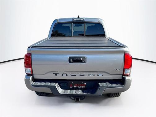 2016 Toyota Tacoma SR5