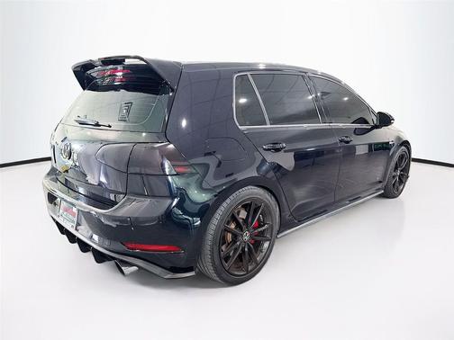 Deep Black Pearl 2020 Volkswagen Golf GTI 2.0T S DSG