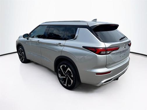 2023 Mitsubishi Outlander SEL 2.5 2WD
